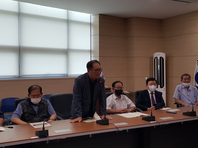 곽노승 신임 회장이 인사말을 하고 있다. 